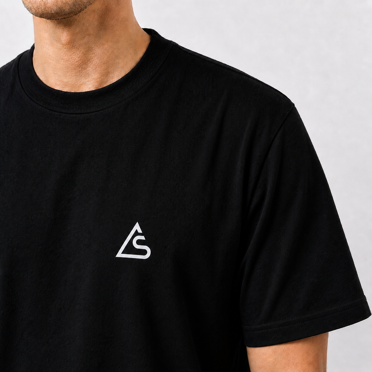 LOGO T Shirt - Black