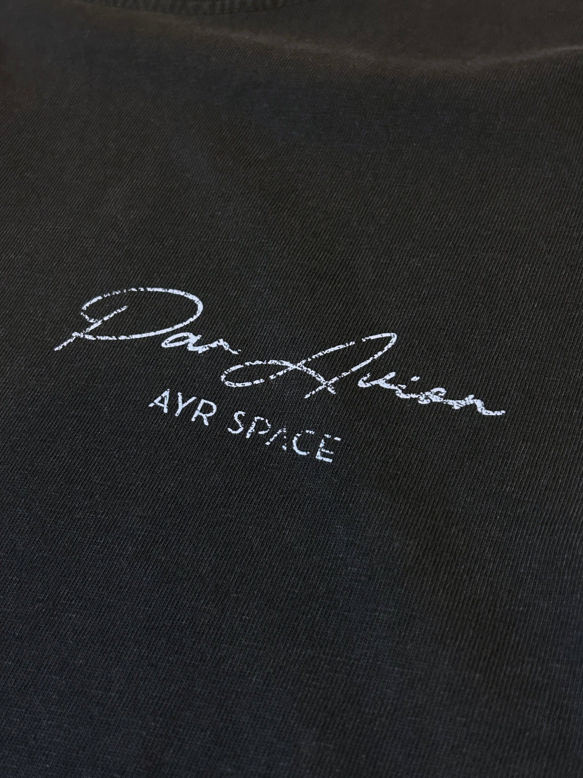 Par Avion T-Shirt – Vintage Black
