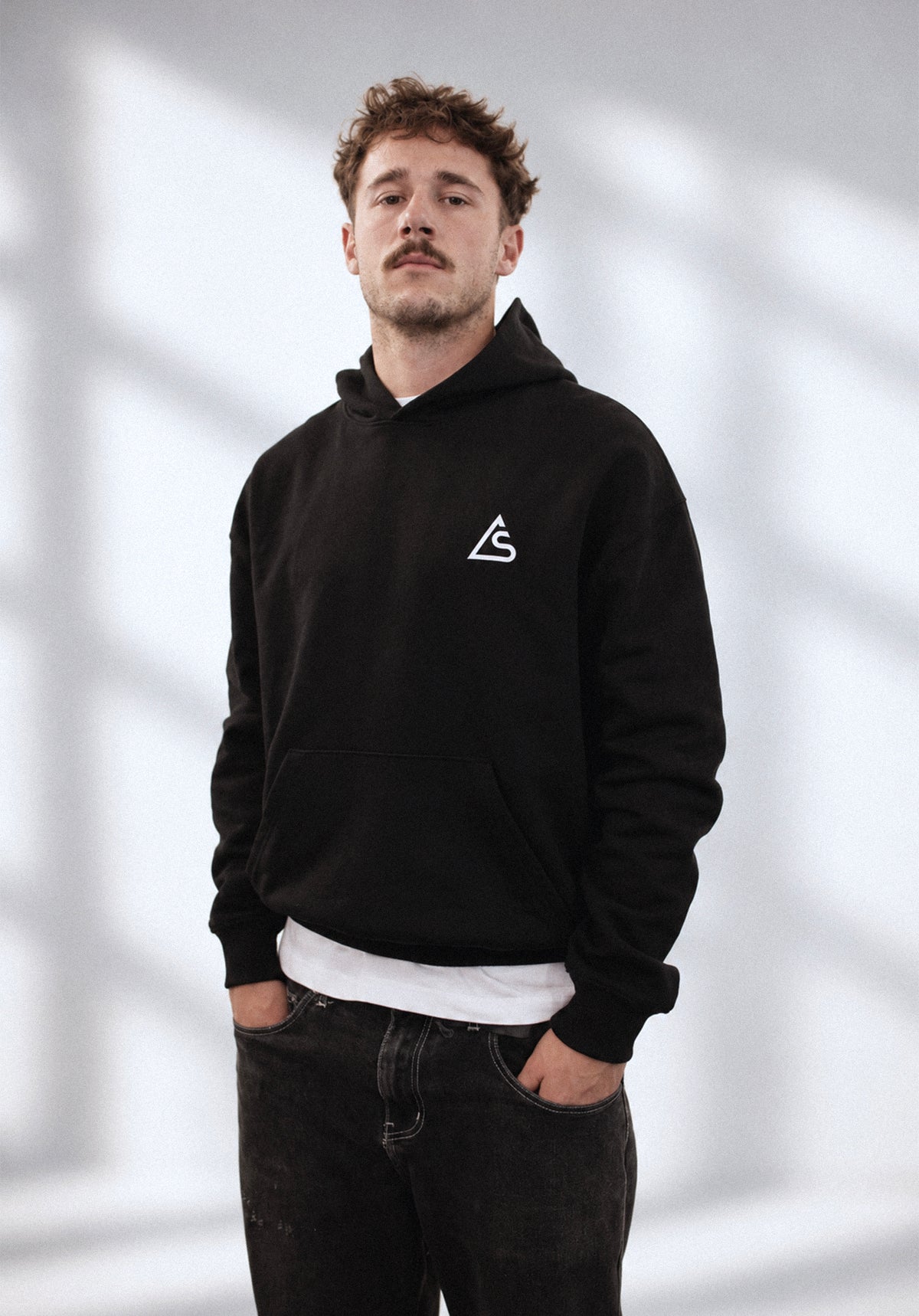 Logo Hoodie – Jet Black