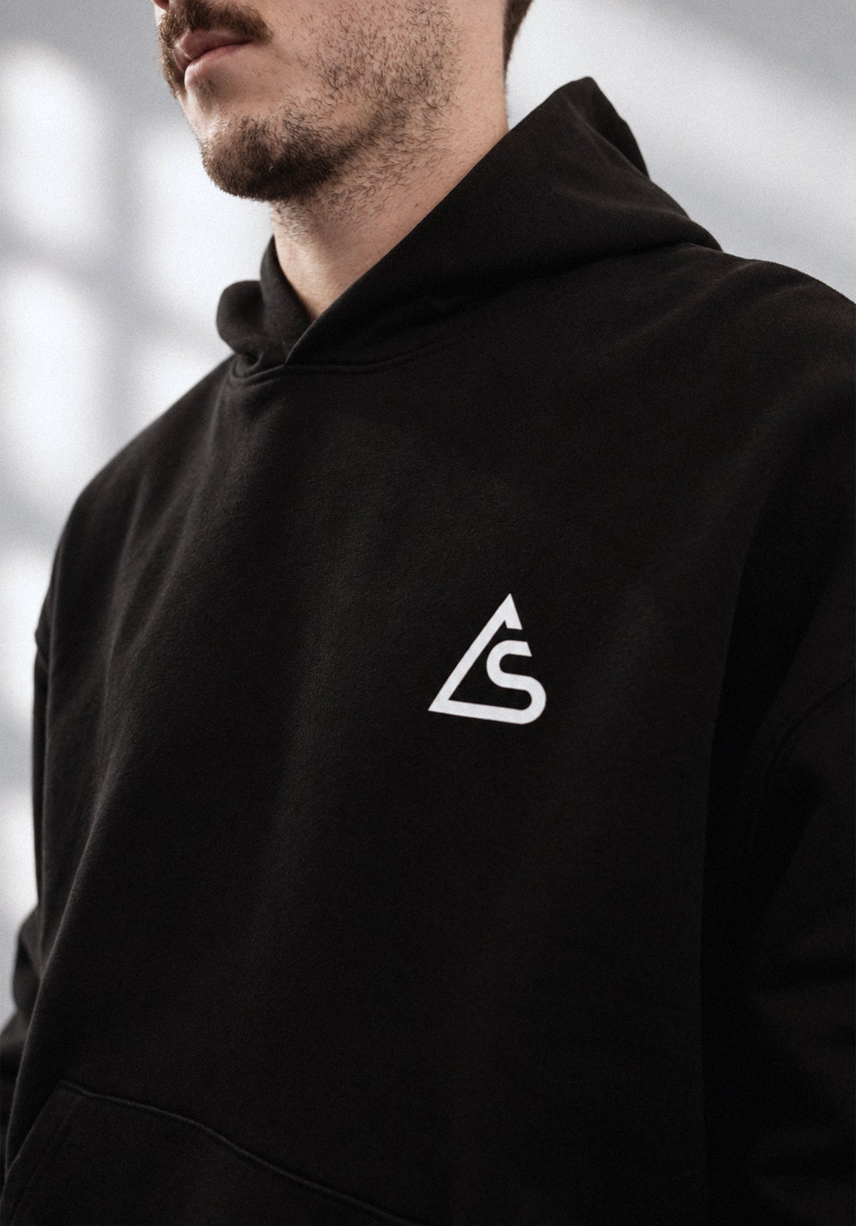 Logo Hoodie – Jet Black