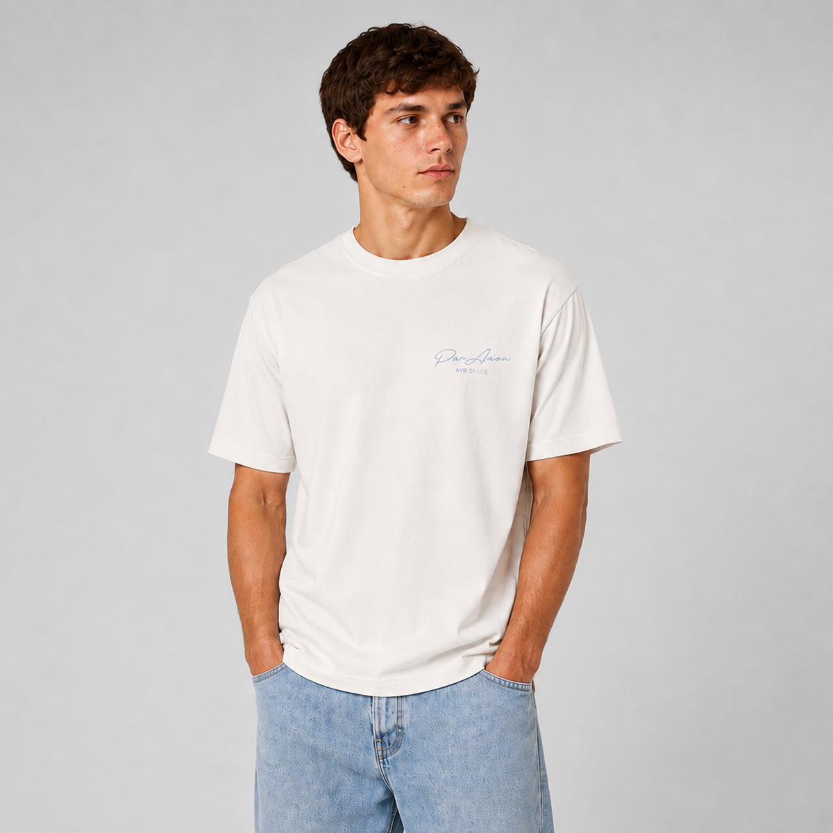 Par Avion T-Shirt in off white, front view, chest logo detail